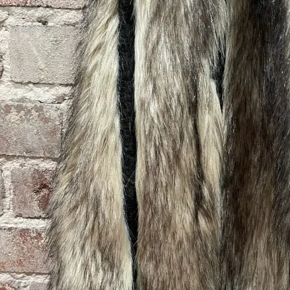 Fabulous Furs by Donna Salyers Faux Fur Long Vest Size XS - Picture 6 of 8